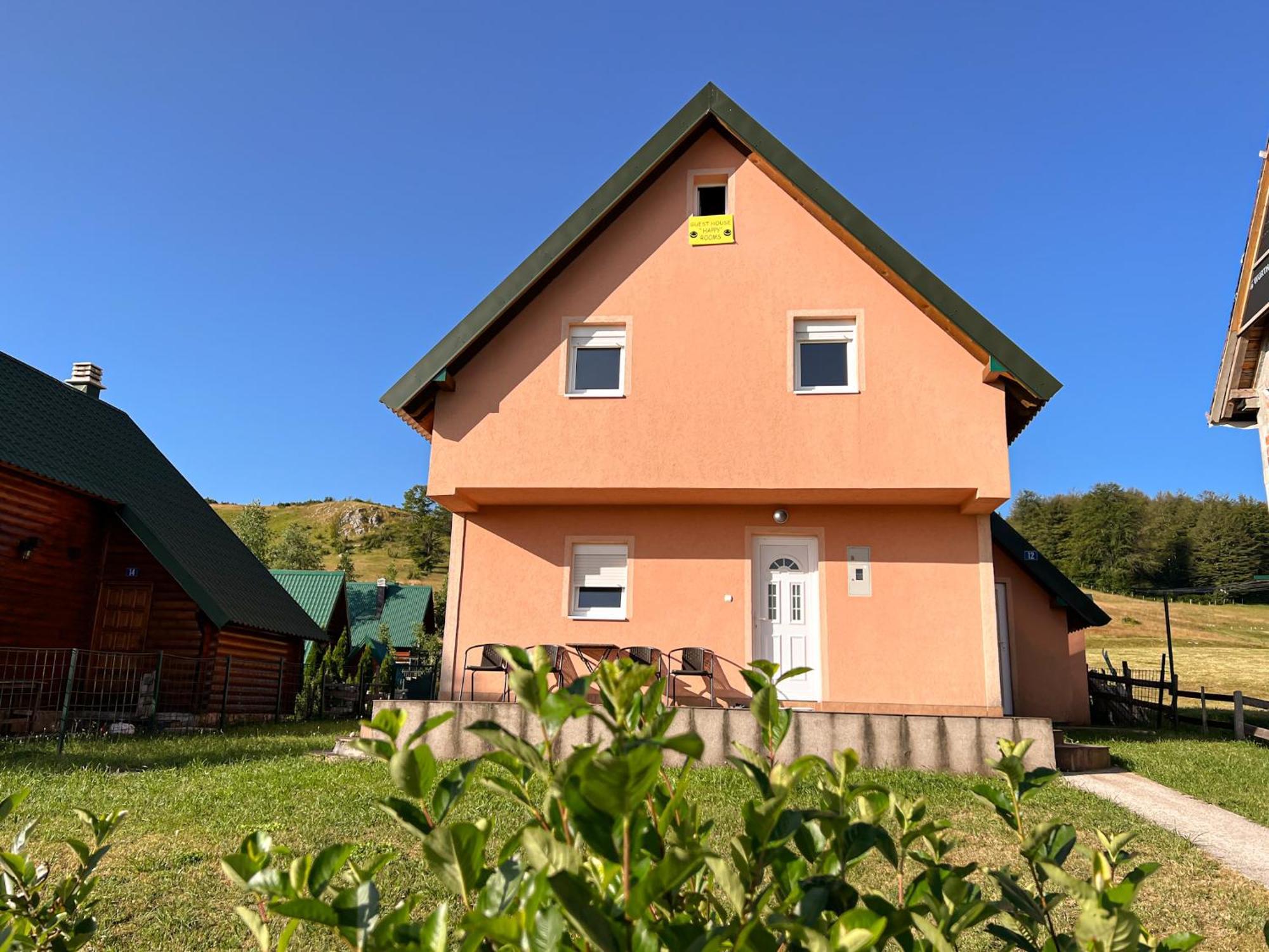 זבליאק Guest House Happy מראה חיצוני תמונה
